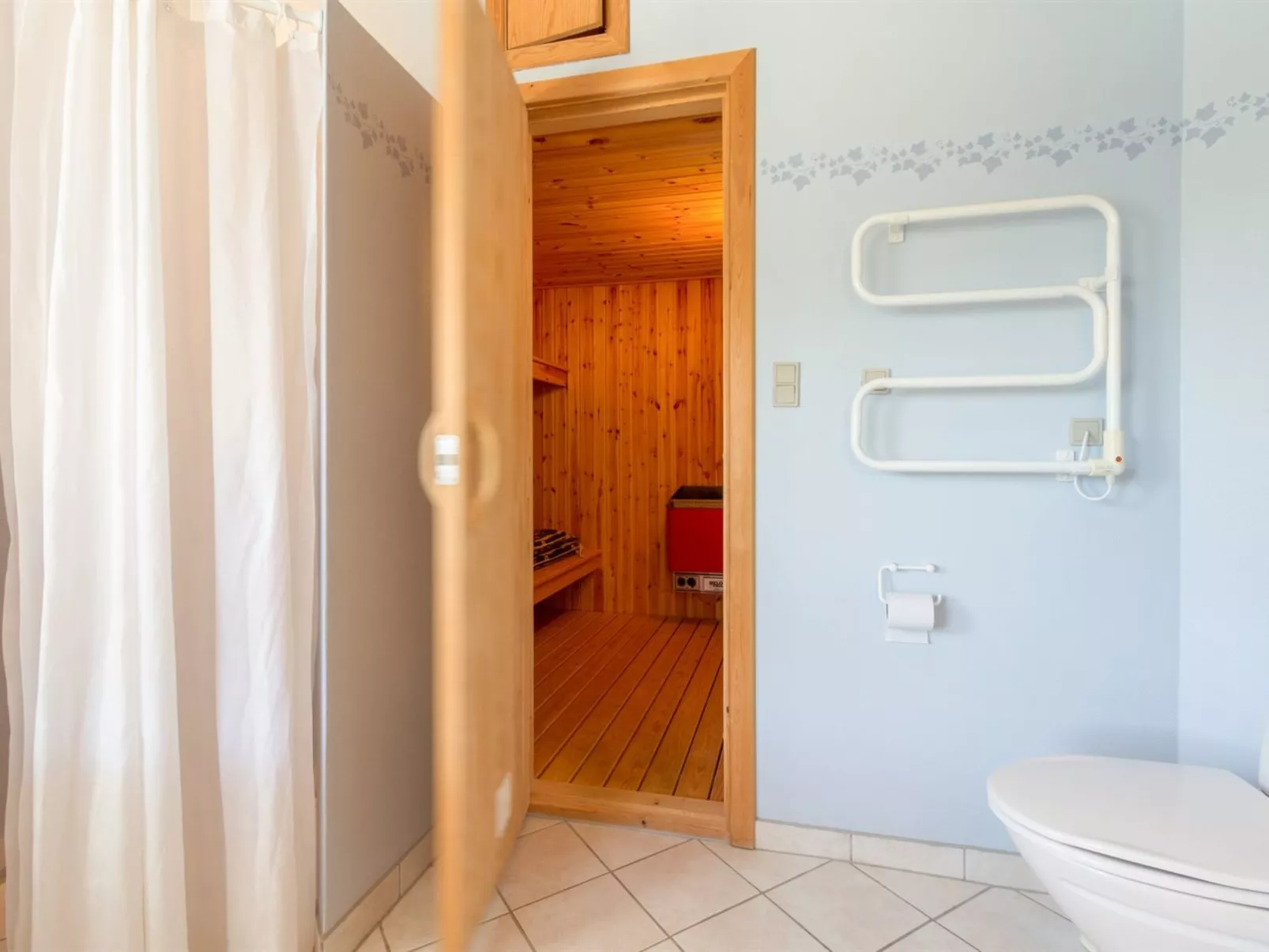 "Hwelp" - 200m from the sea-Binnen