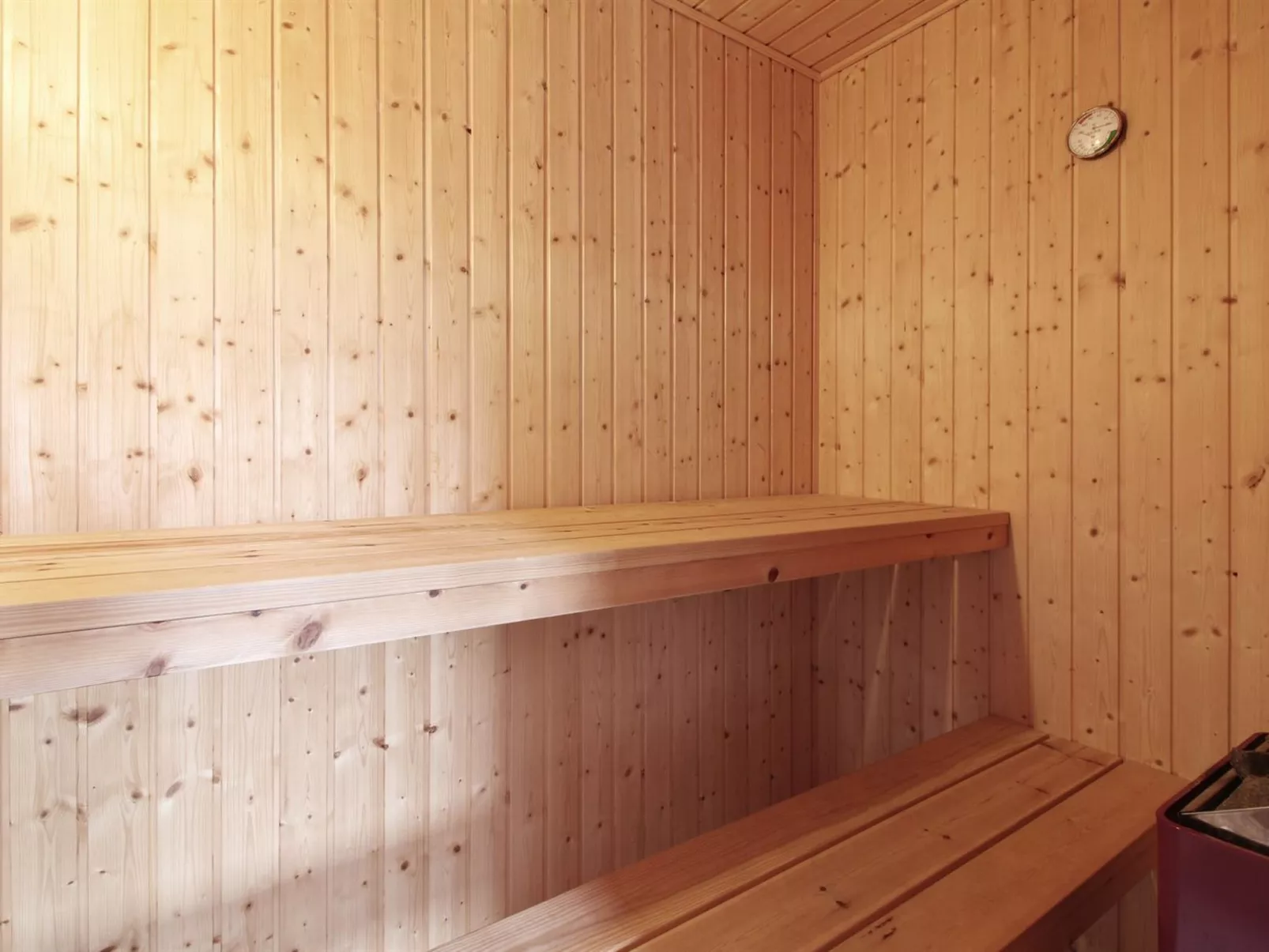 "Fanija" - 200m from the sea-Binnen