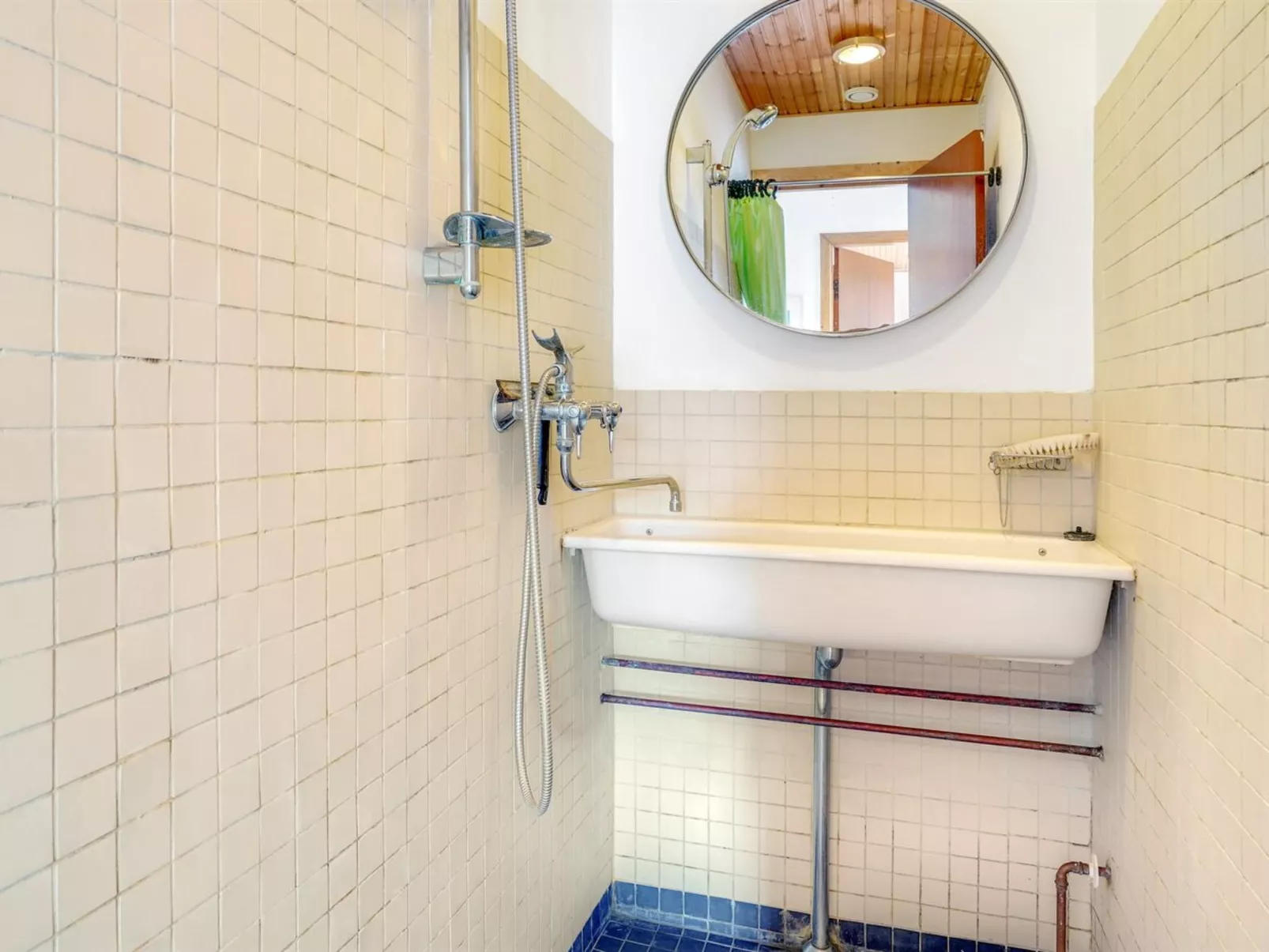 "Carmen" - 25m from the sea-Binnen