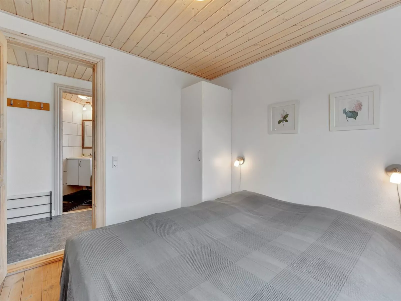 "Karmen" - 300m to the fjord-Binnen