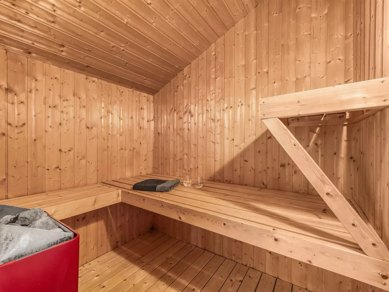 "Loviisa" - 300m to the fjord-Binnen