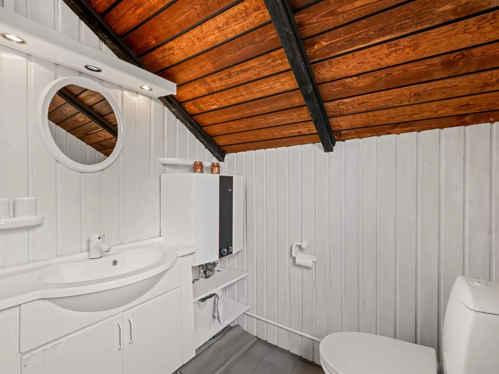 "Hildegart" -  from the sea-Binnen