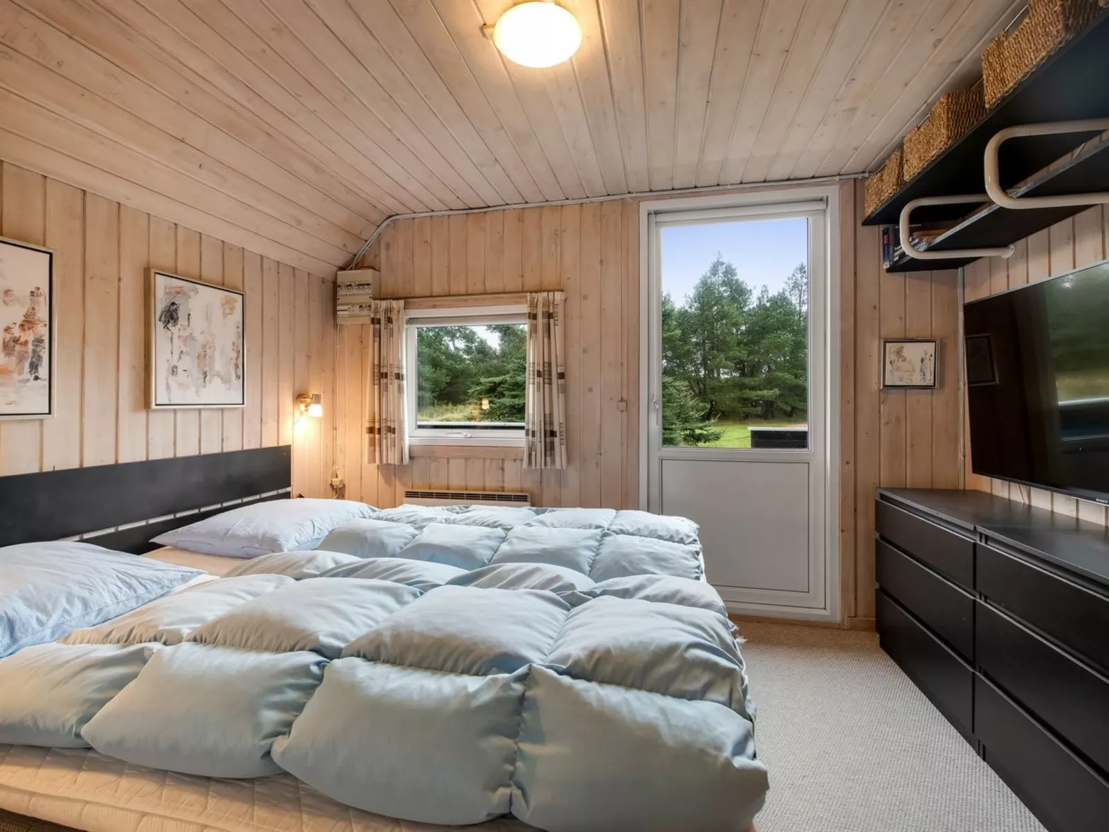 "Patrik" - 1.4km from the sea-Binnen