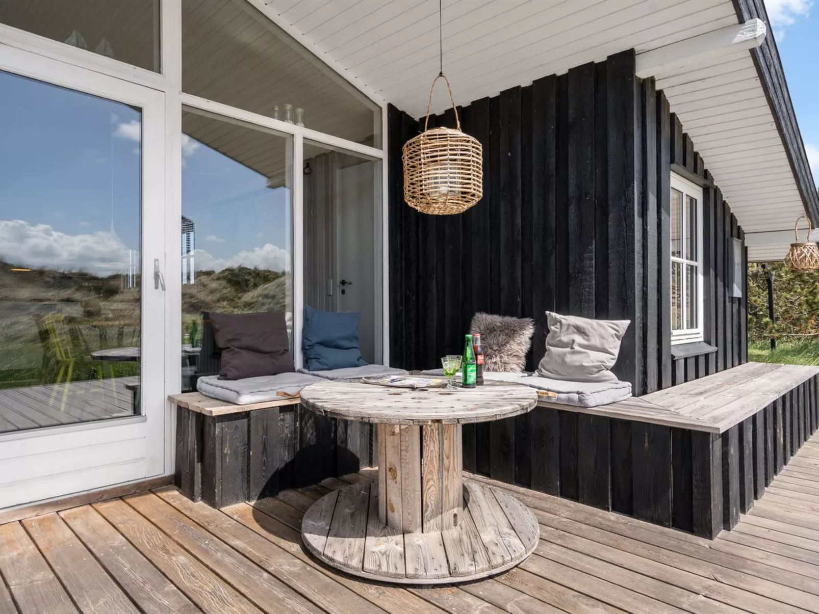 "Driss" - 500m from the sea-Buiten