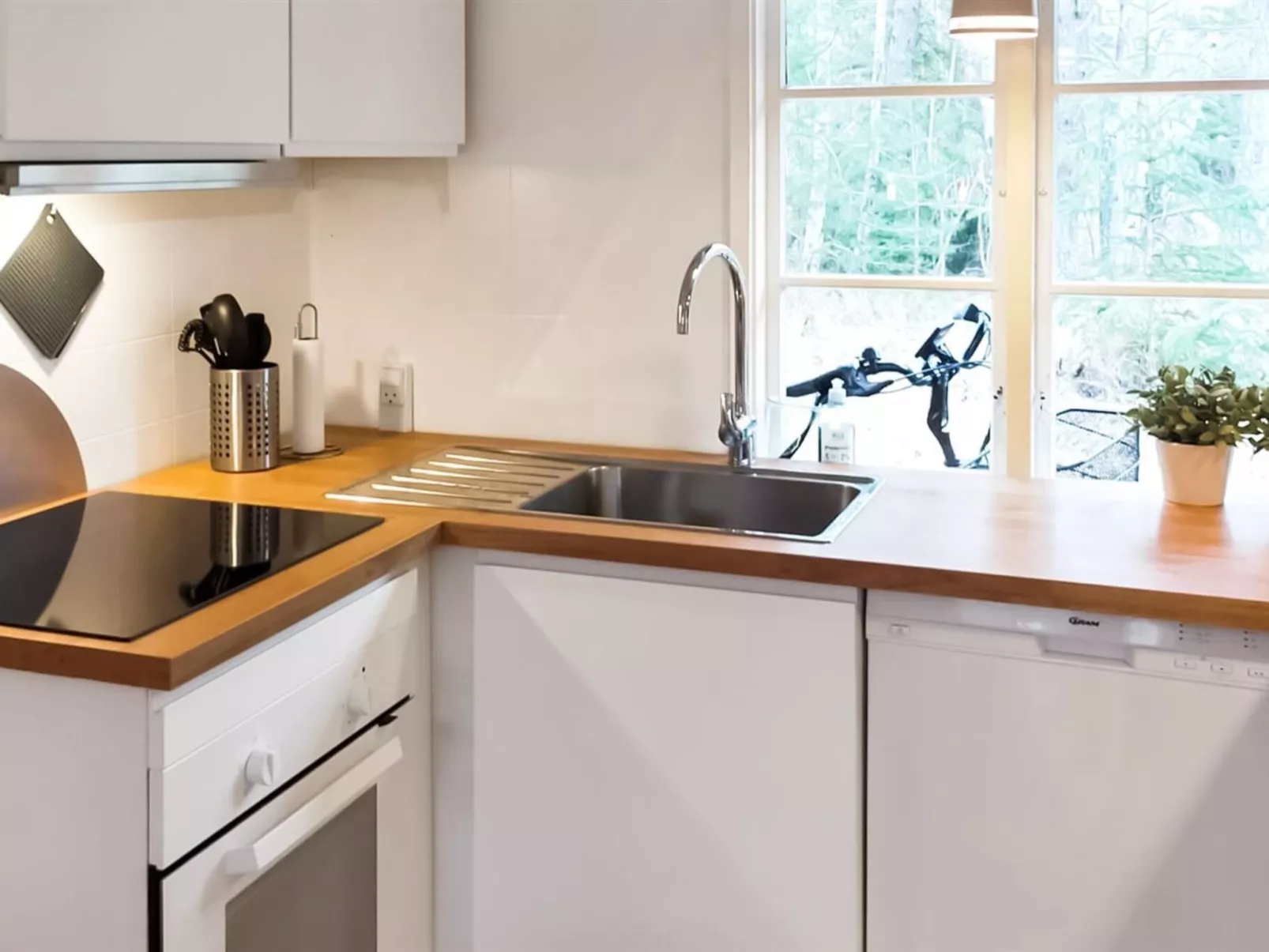 "Selvi" - 125m from the sea-Binnen