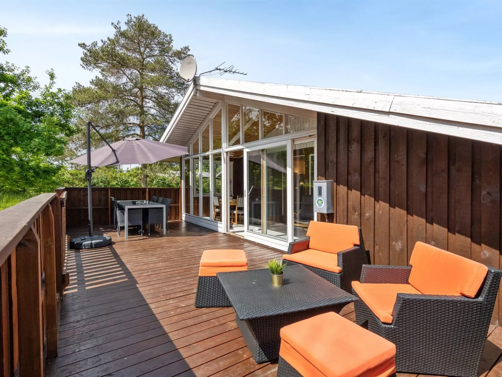 "Soraya" - 700m to the fjord-Buiten