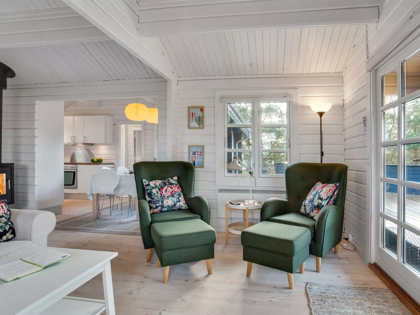 "Dorthea" - 200m from the sea-Binnen