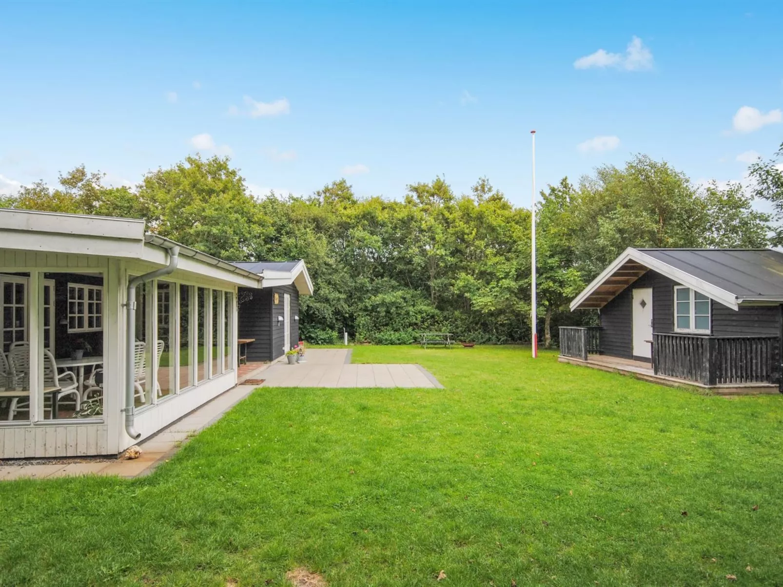 "Assarina" - 300m to the fjord-Buiten