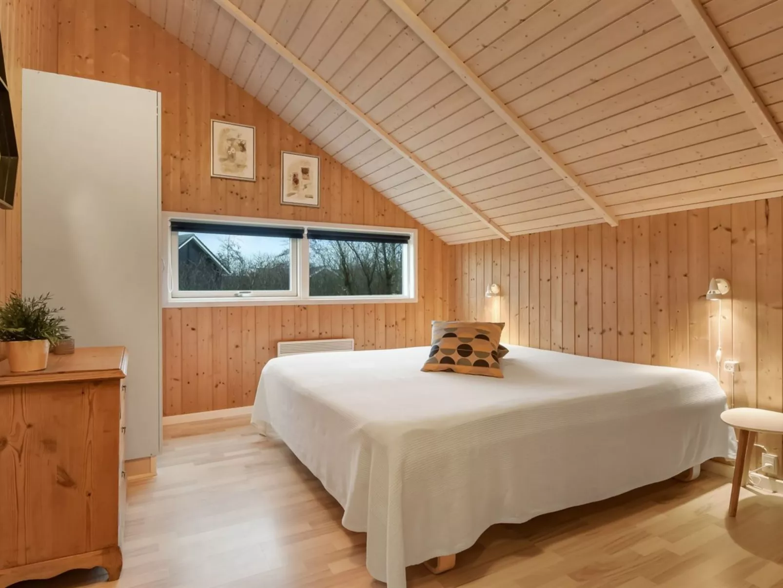 "Thit" - 1.2km to the fjord-Binnen