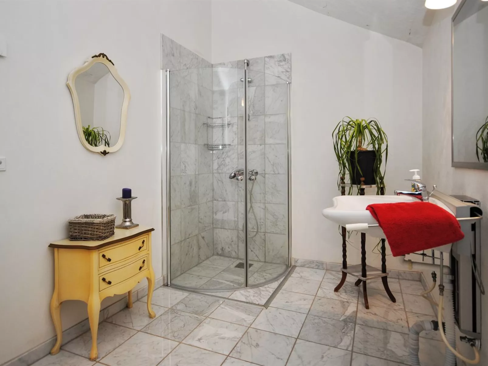 "Millie" - 3km to the fjord-Binnen