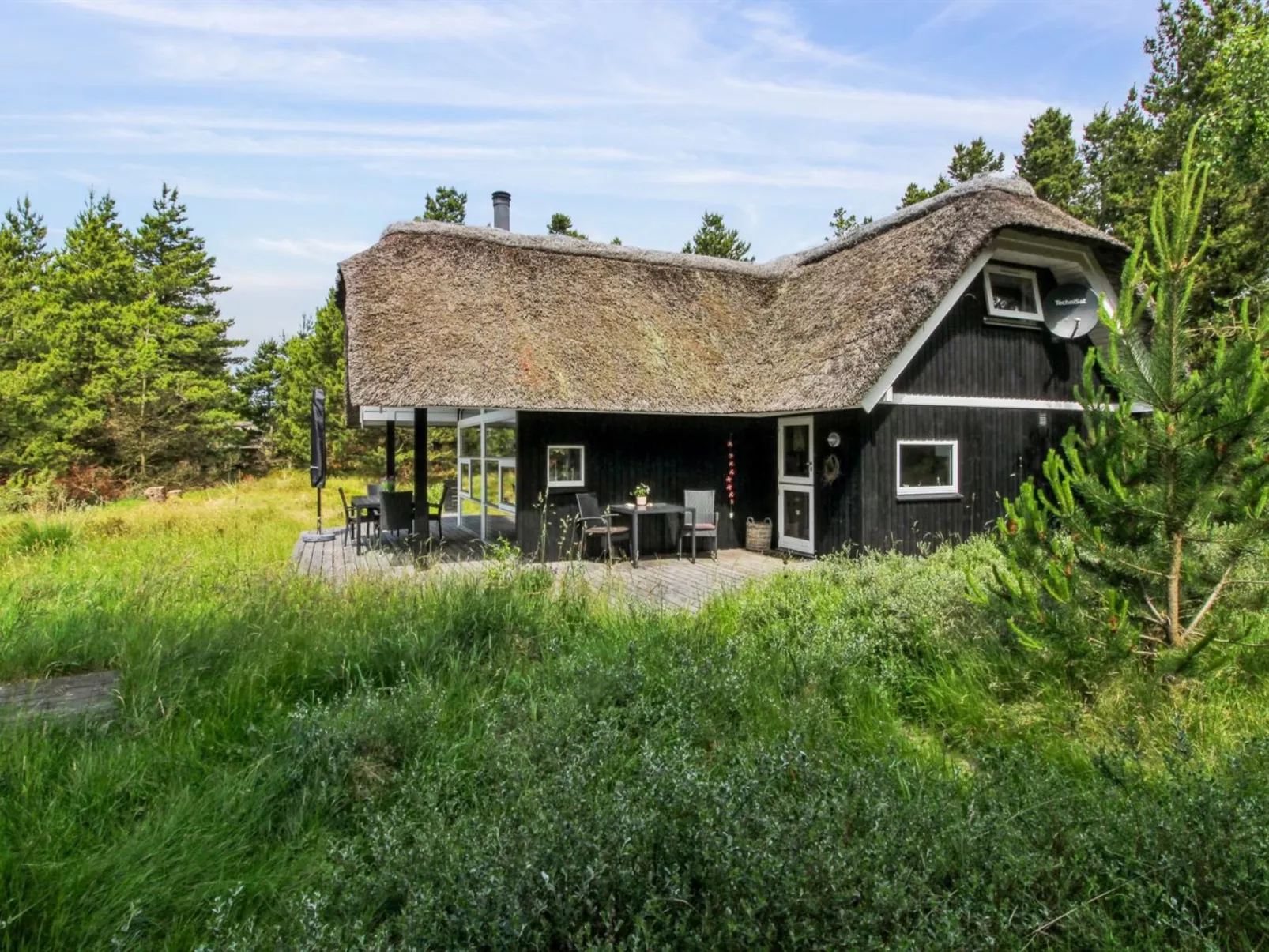 "Karri" - 1.1km from the sea