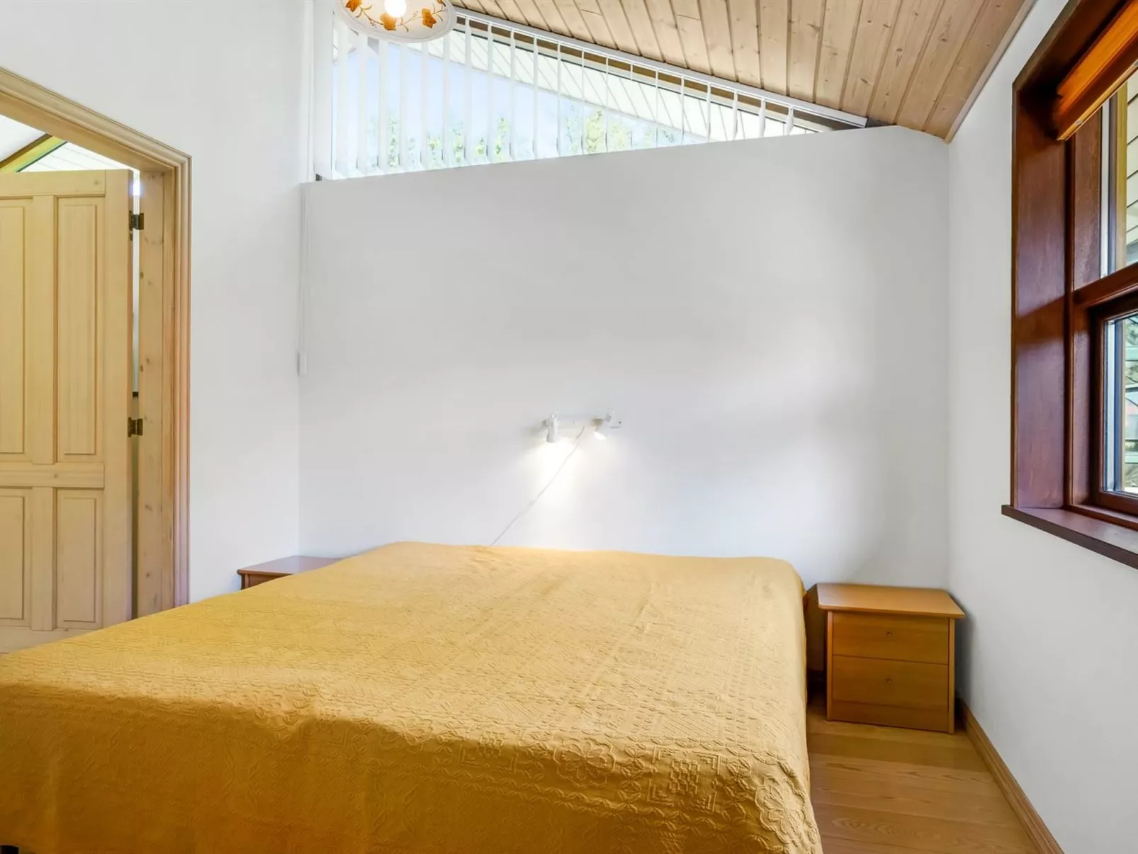 "Vetle" - 2.8km from the sea-Binnen