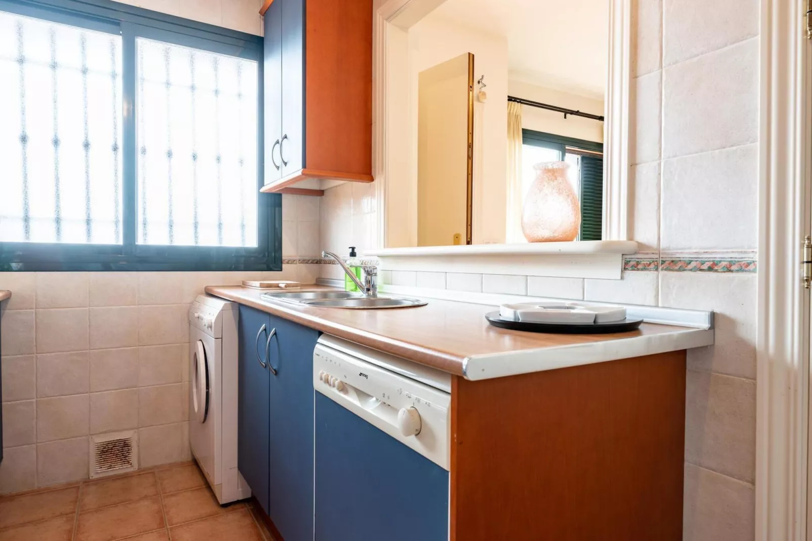 CT 237 GR - Carmenes Dream - Incredible Views-Keuken