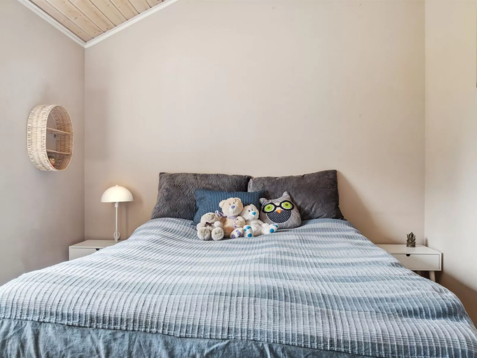 "Asvalde" - 200m to the fjord-Binnen