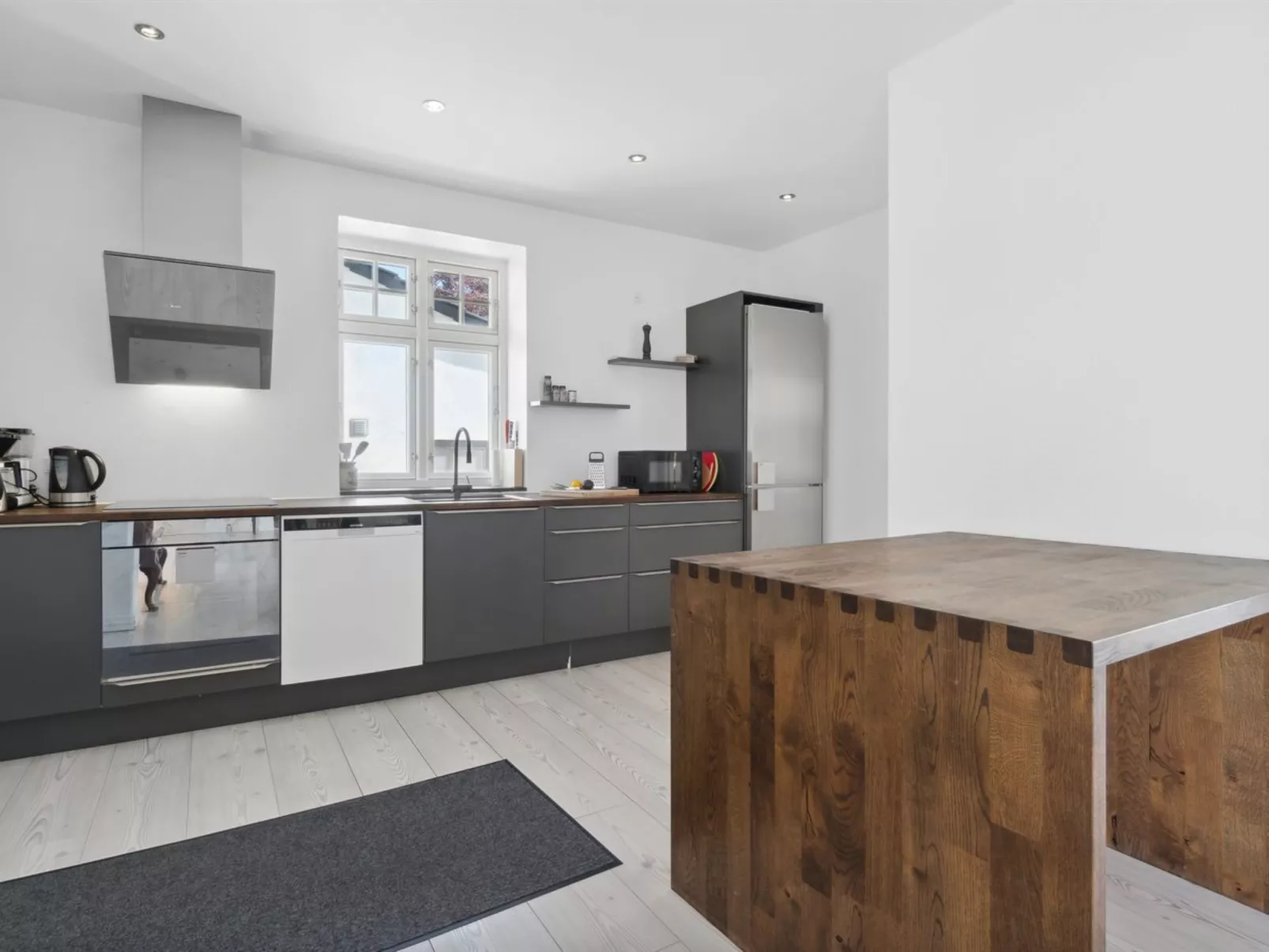 "Johanna" - 300m from the sea-Binnen