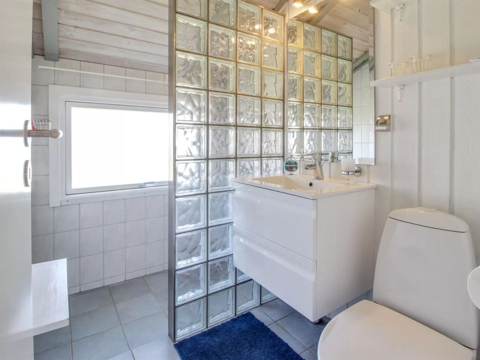 "Aska" - 400m from the sea-Binnen