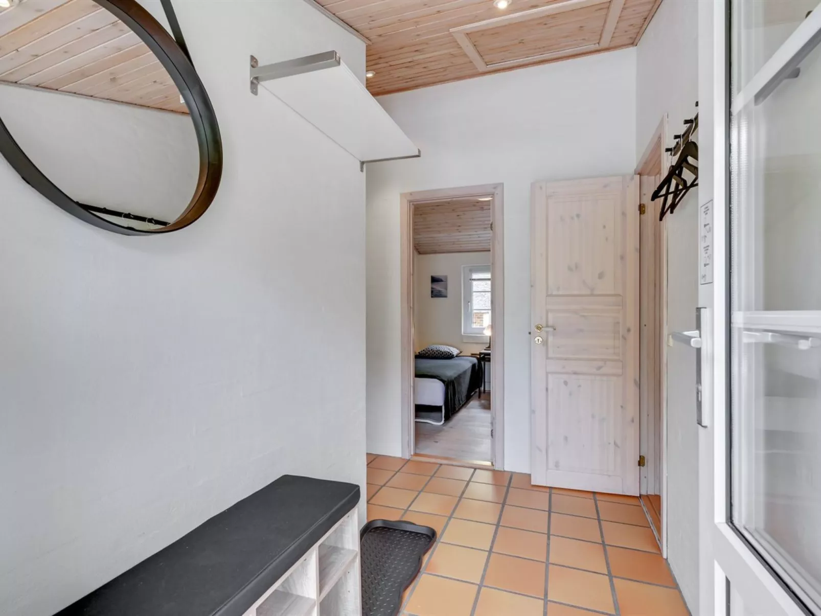 "Osmo" - 900m from the sea-Binnen