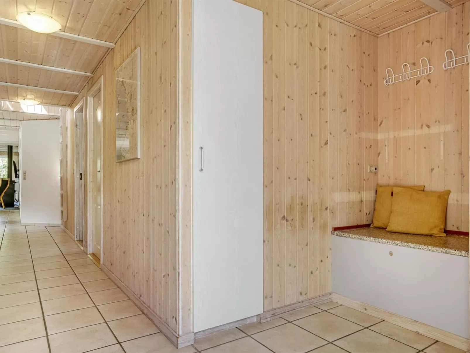 "Munder" - 1.2km to the fjord-Binnen