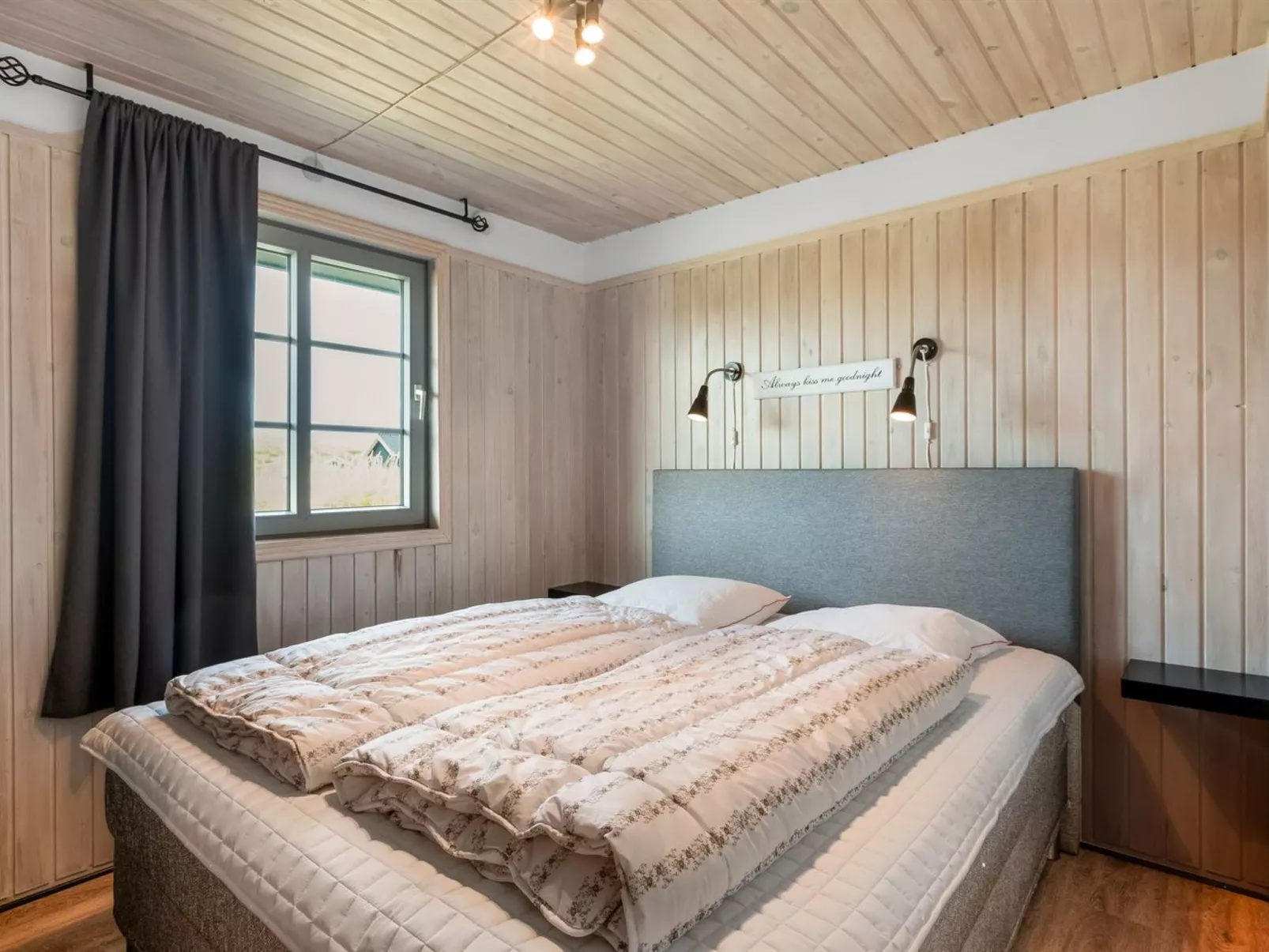 "Signhild" -  from the sea-Binnen