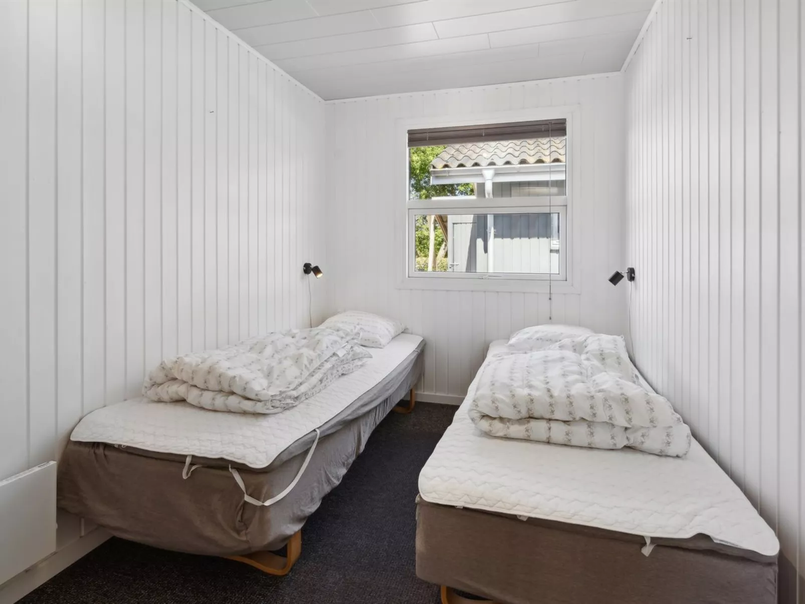 "Anella" - 200m from the sea-Binnen