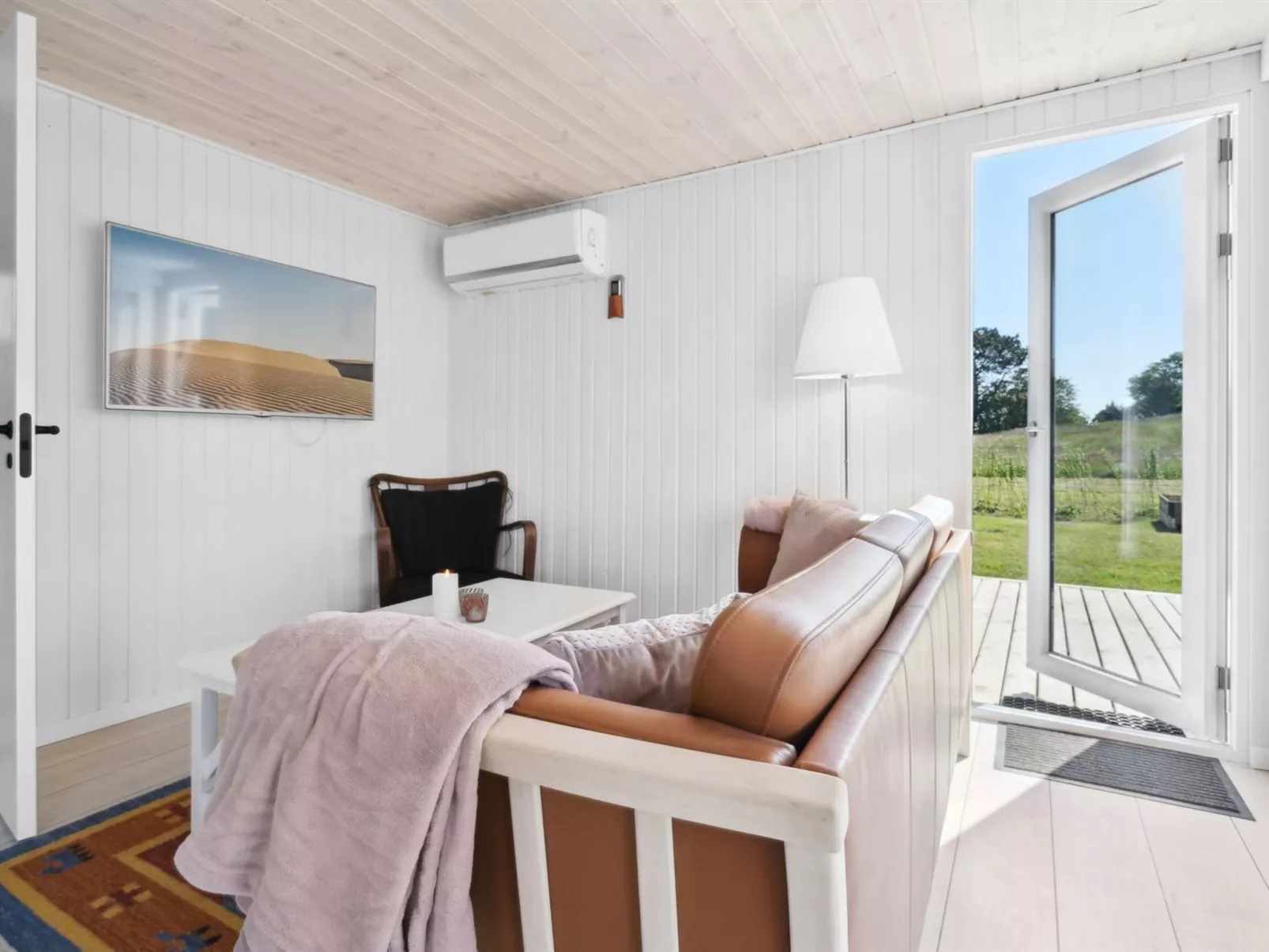 "Tabithe" - 500m from the sea-Binnen