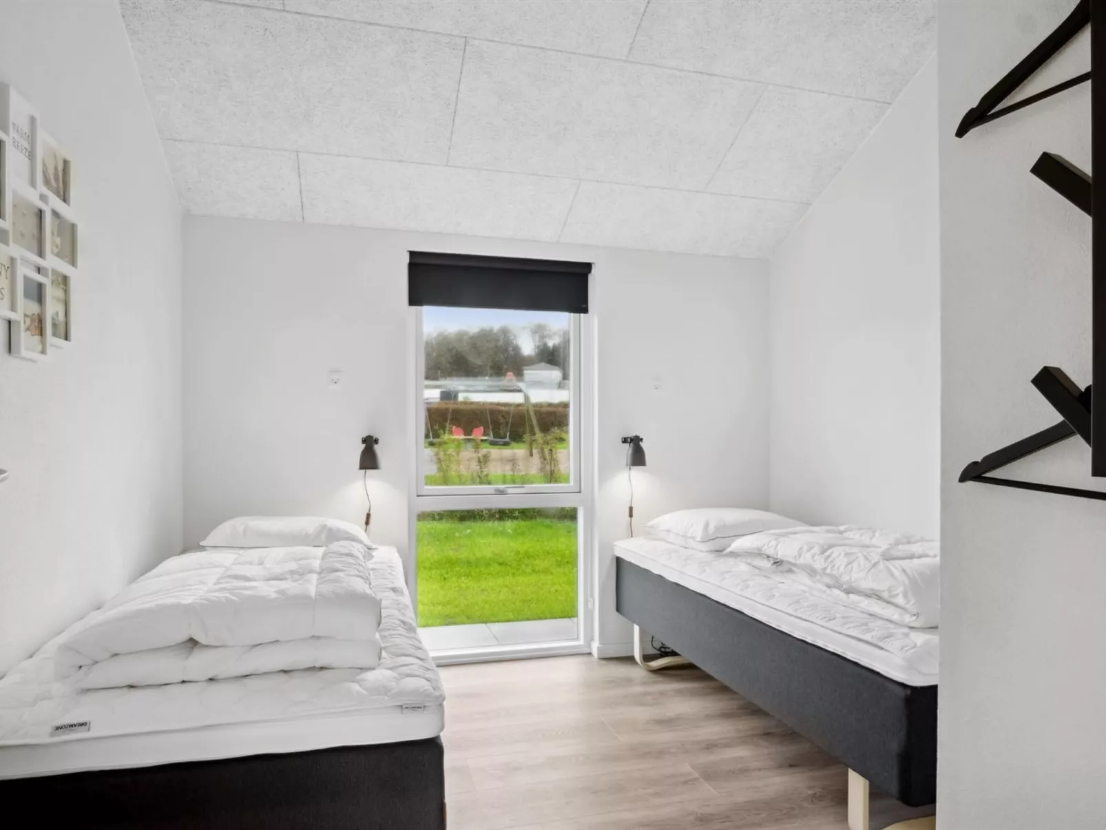 "Clare" - 100m from the sea-Binnen