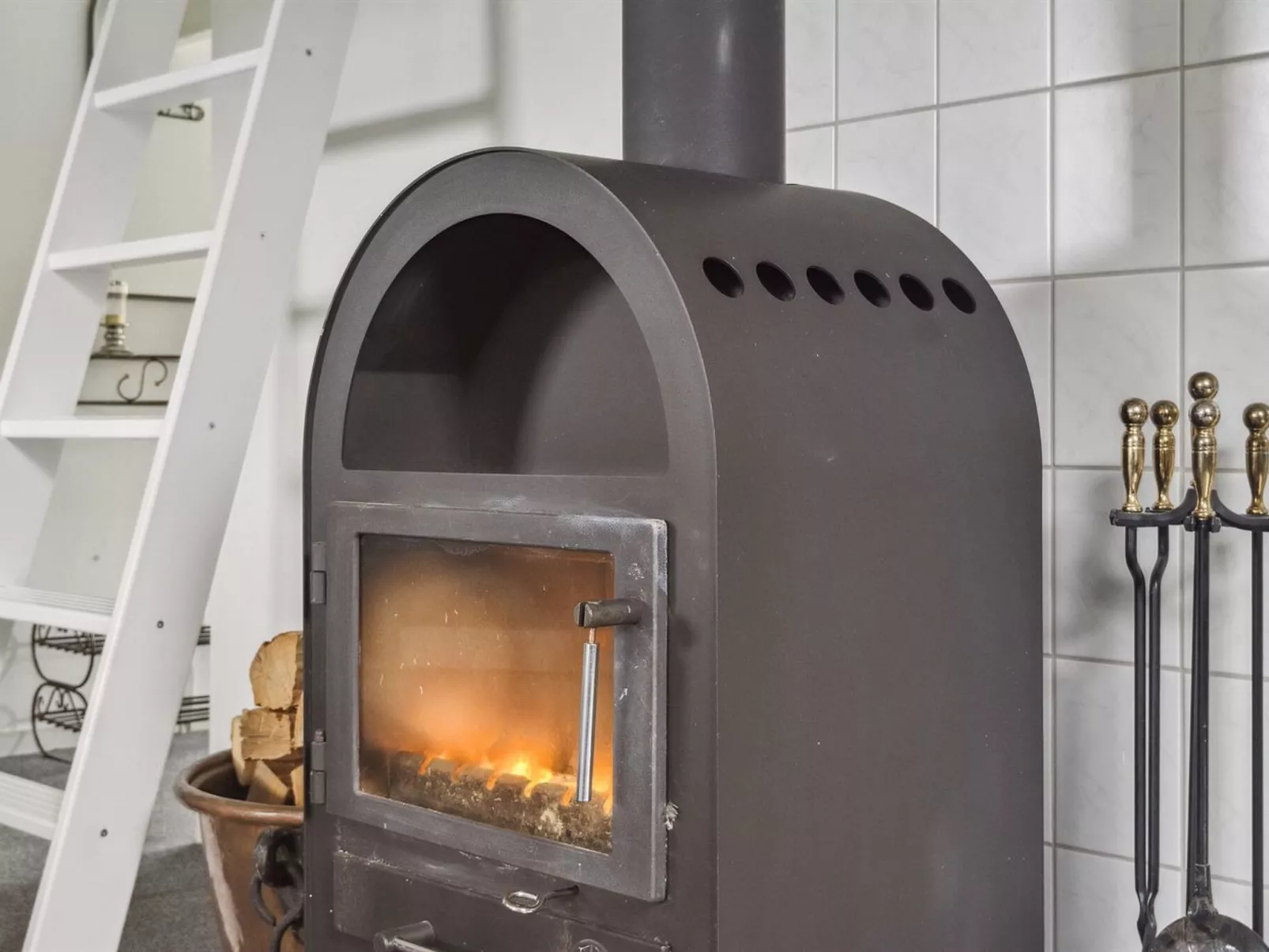 "Reidar" - 600m from the sea-Binnen