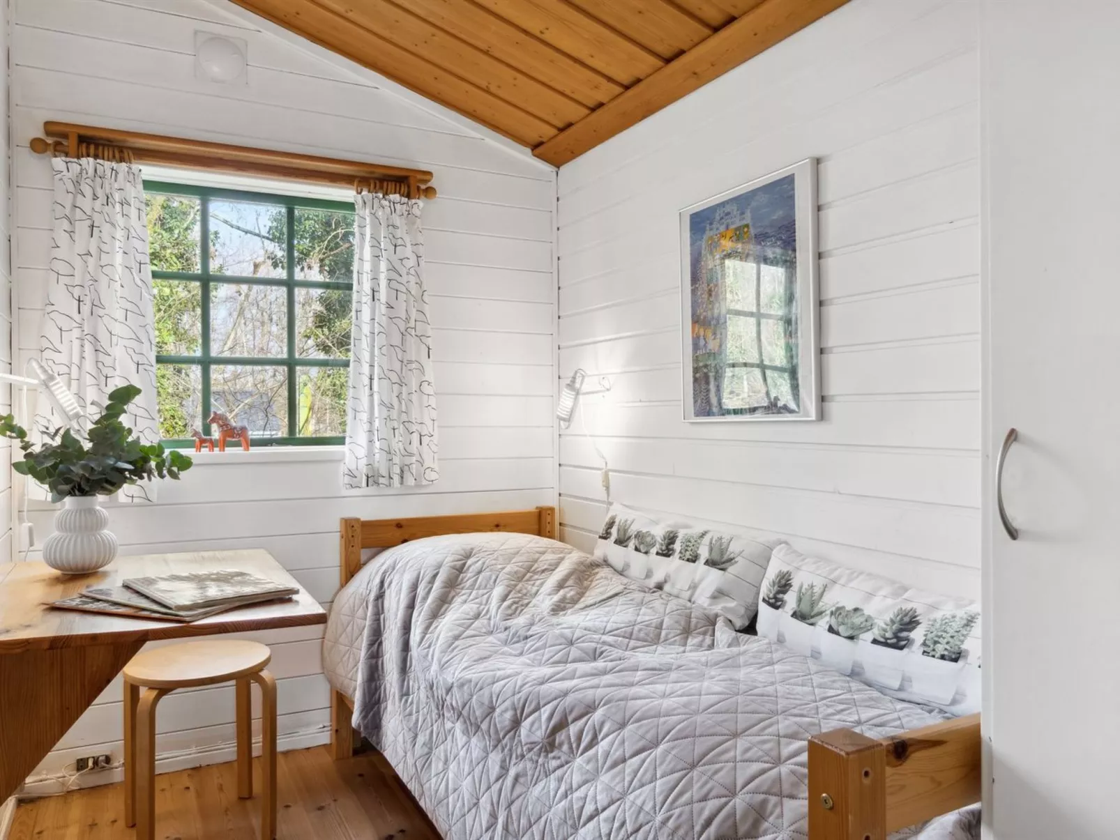 "Bonde" - 800m to the fjord-Binnen