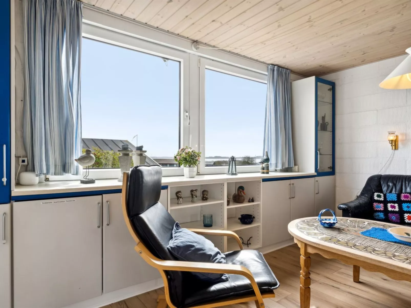 "Aletha" - 300m to the fjord-Binnen