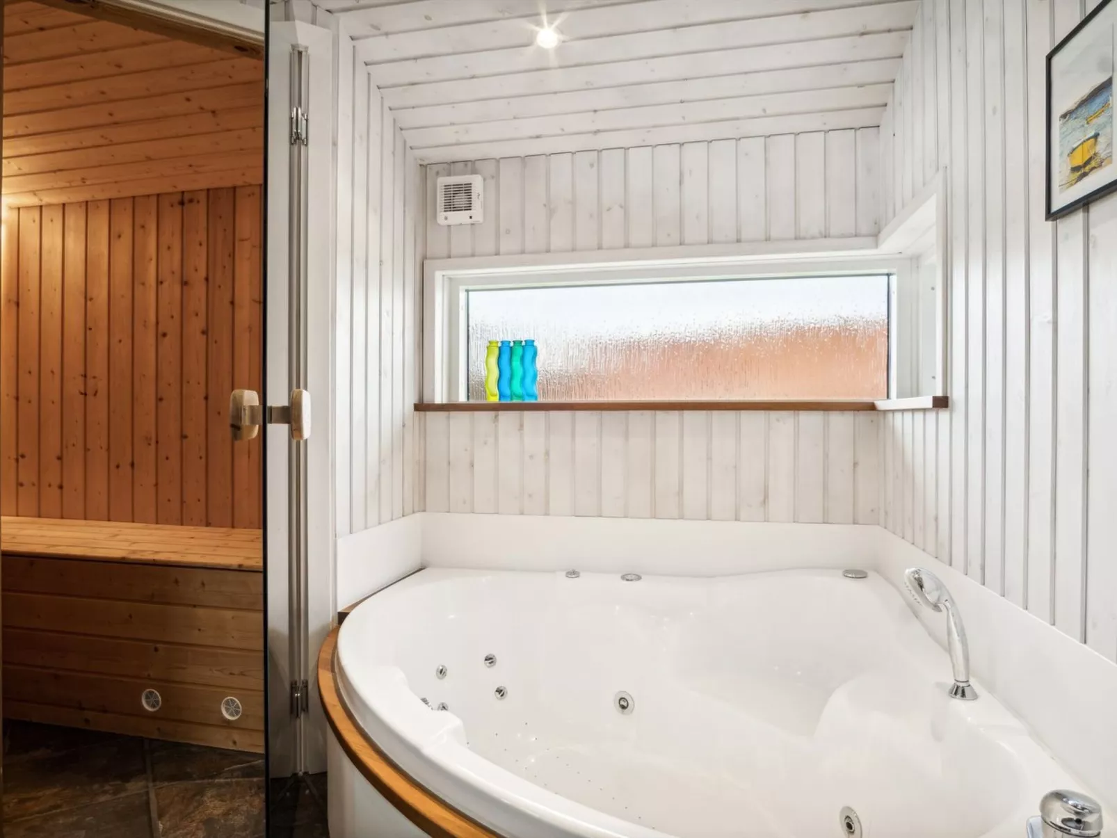 "Sohvi" - 300m from the sea-Binnen