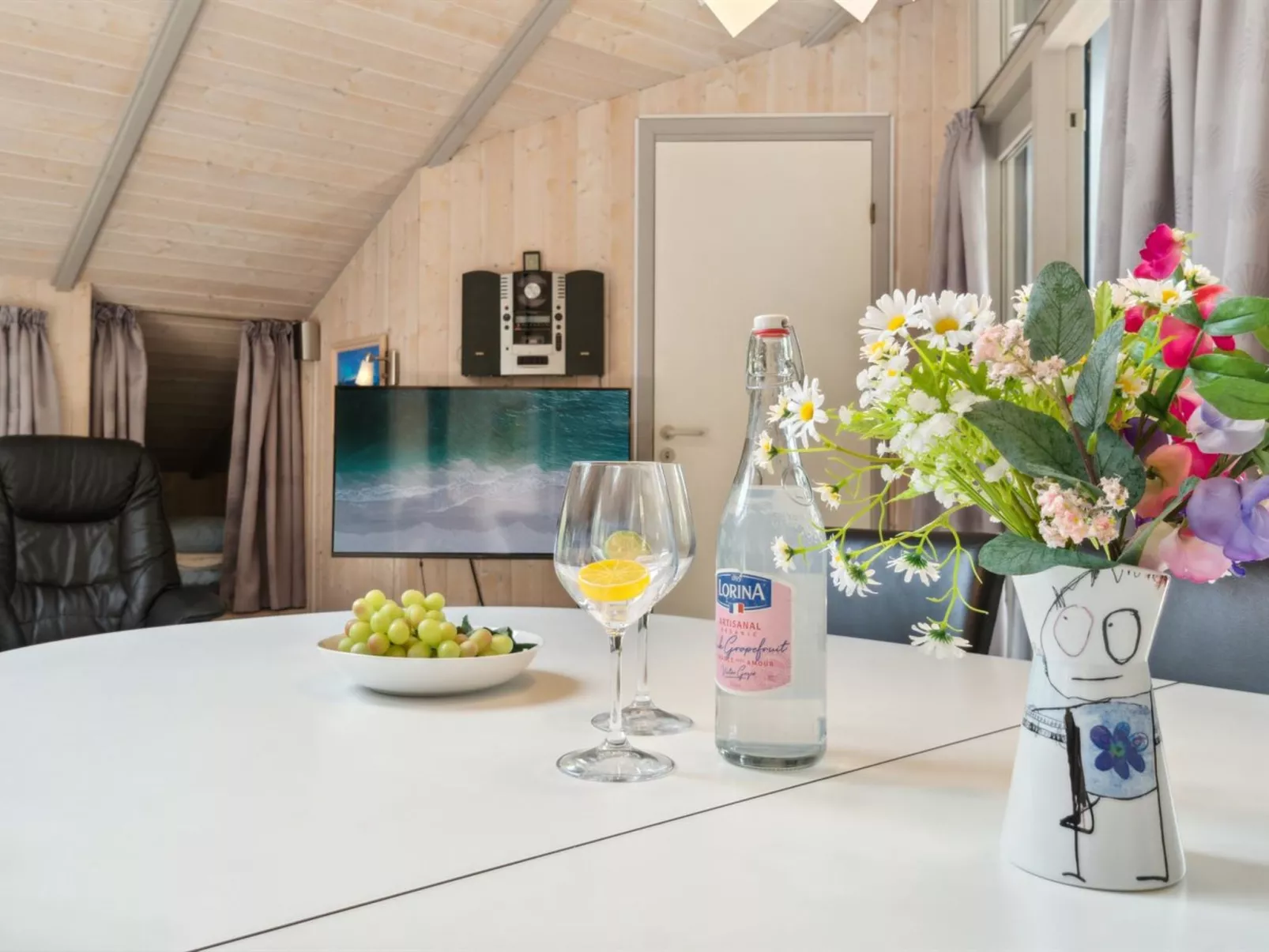 "Ejnarine" - 300m from the sea-Binnen