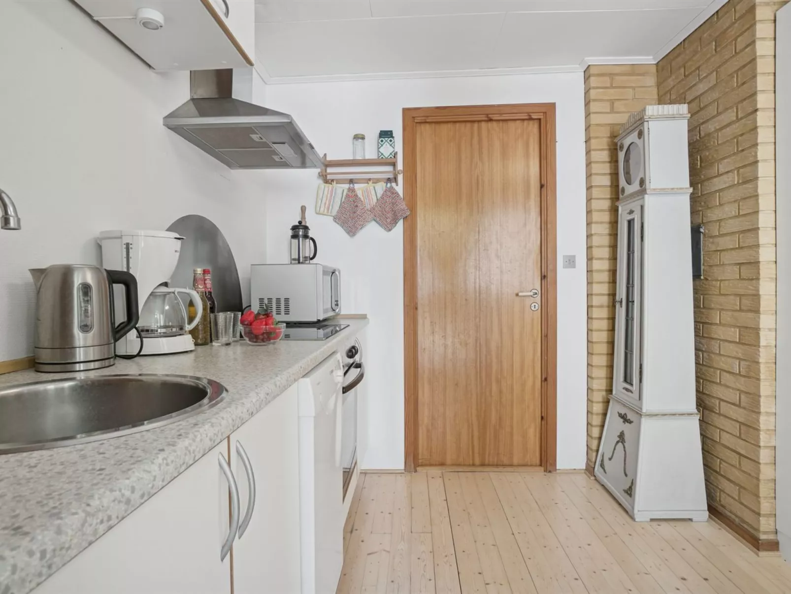 "Vasil" - 1.2km from the sea-Binnen