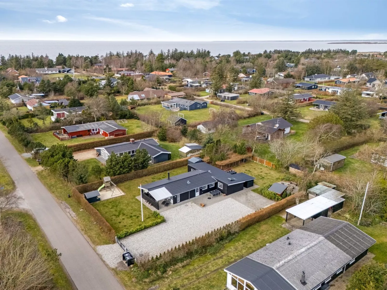 "Ludvika" - 300m to the fjord-Buiten