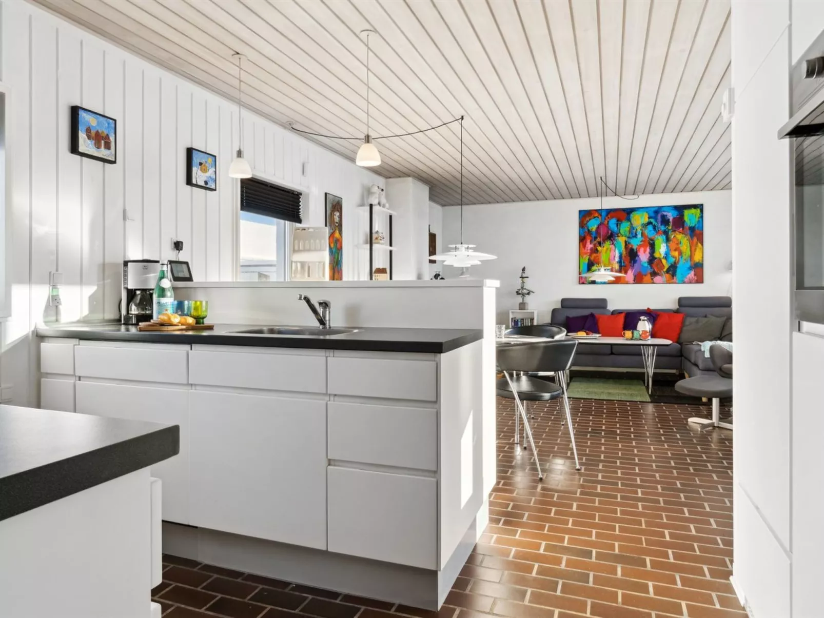 "Leny" - 900m from the sea-Binnen