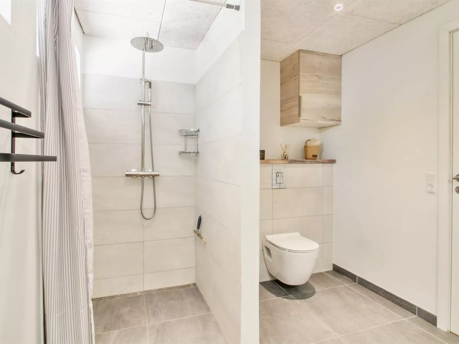 "Gretl" - 31km from the sea-Binnen