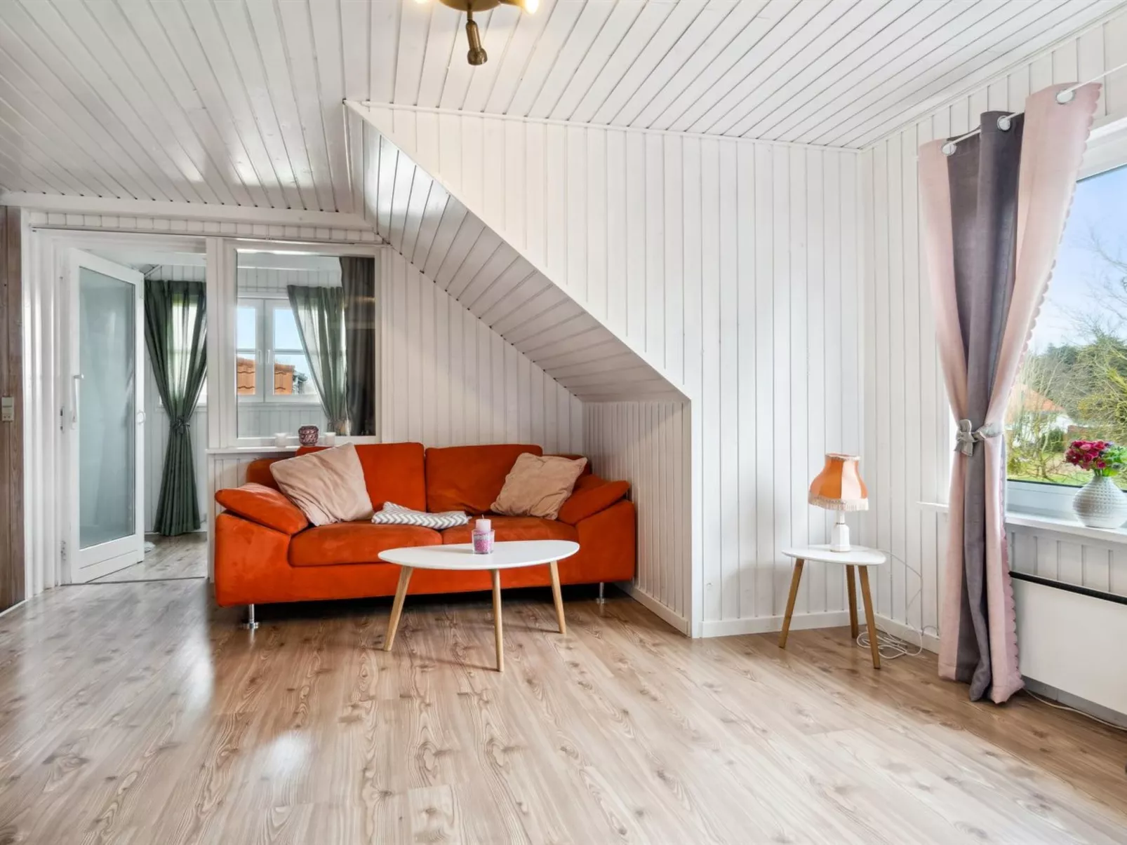 "Elara" - 300m from the sea-Binnen