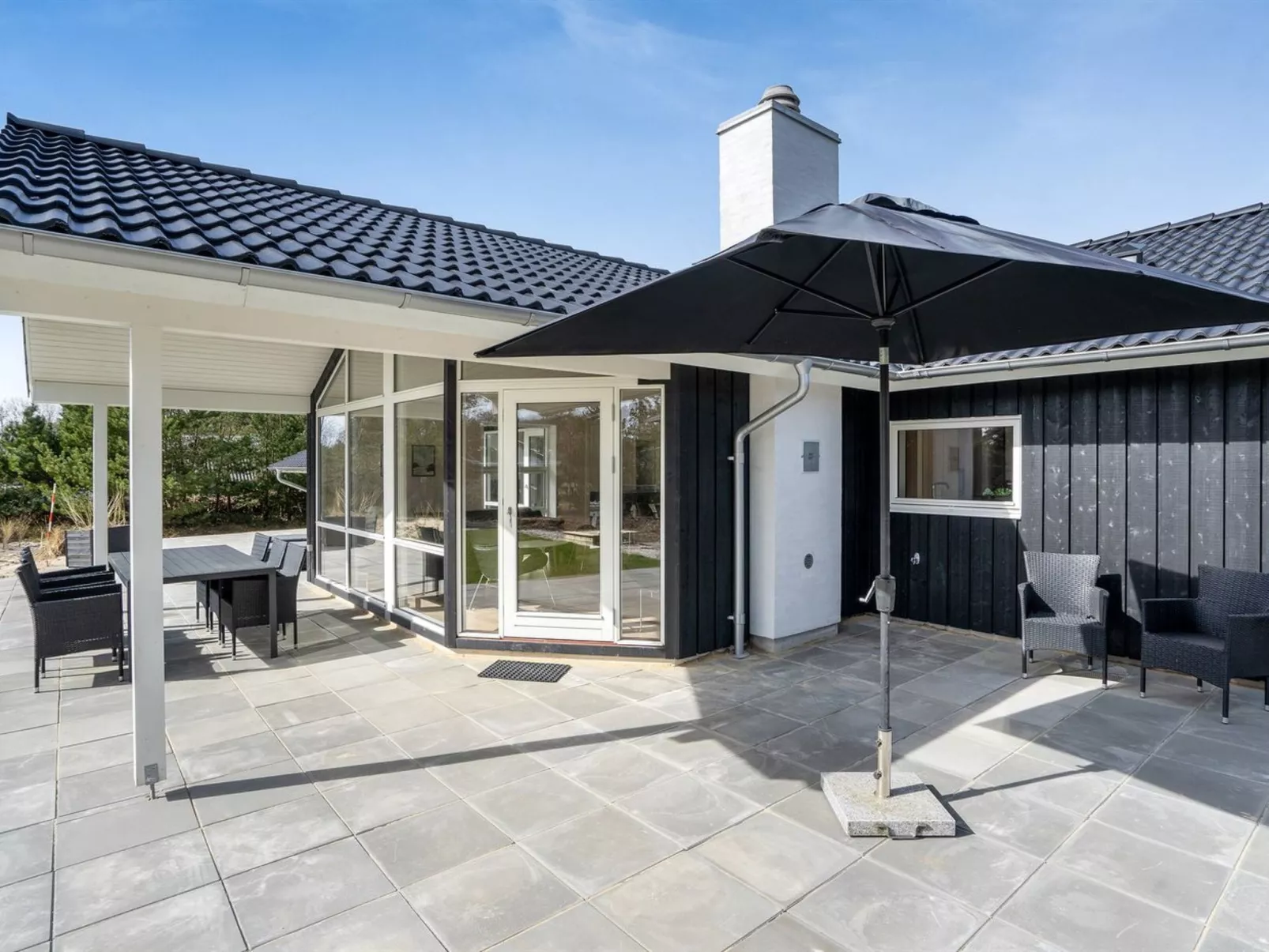 "Dior" - 1.4km from the sea-Buiten