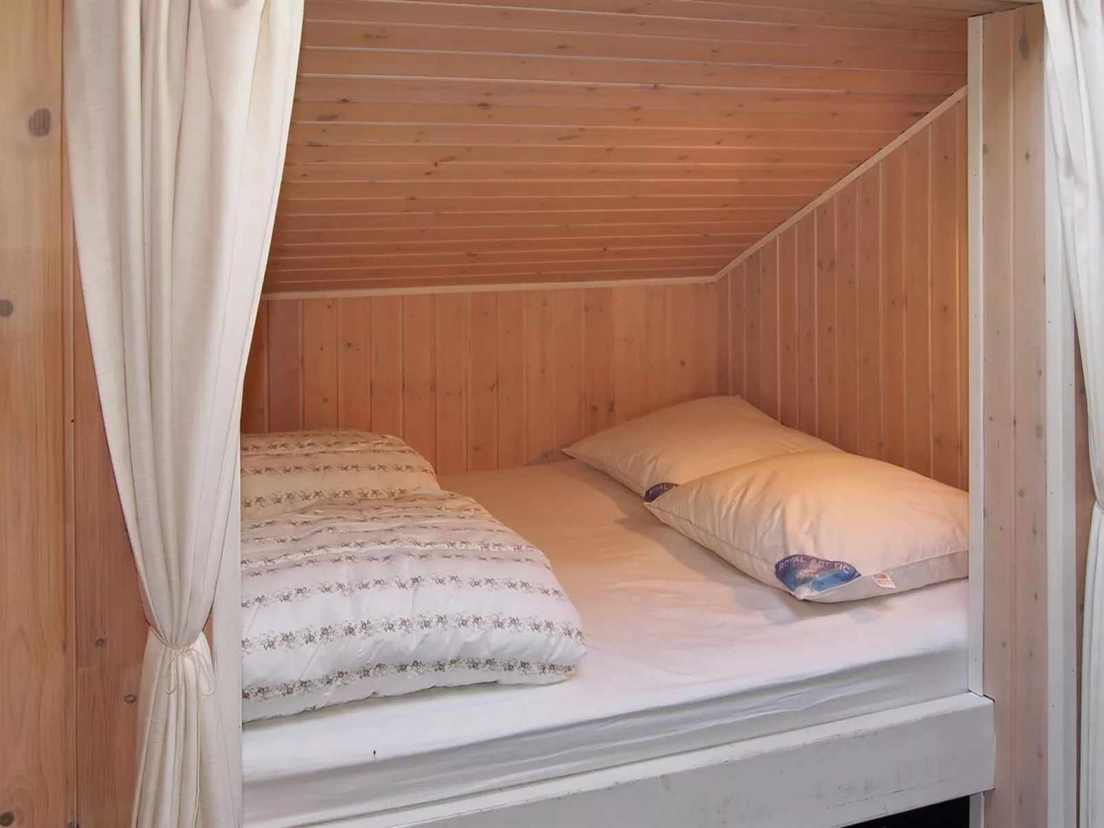 "Annaline" - 10km from the sea-Binnen