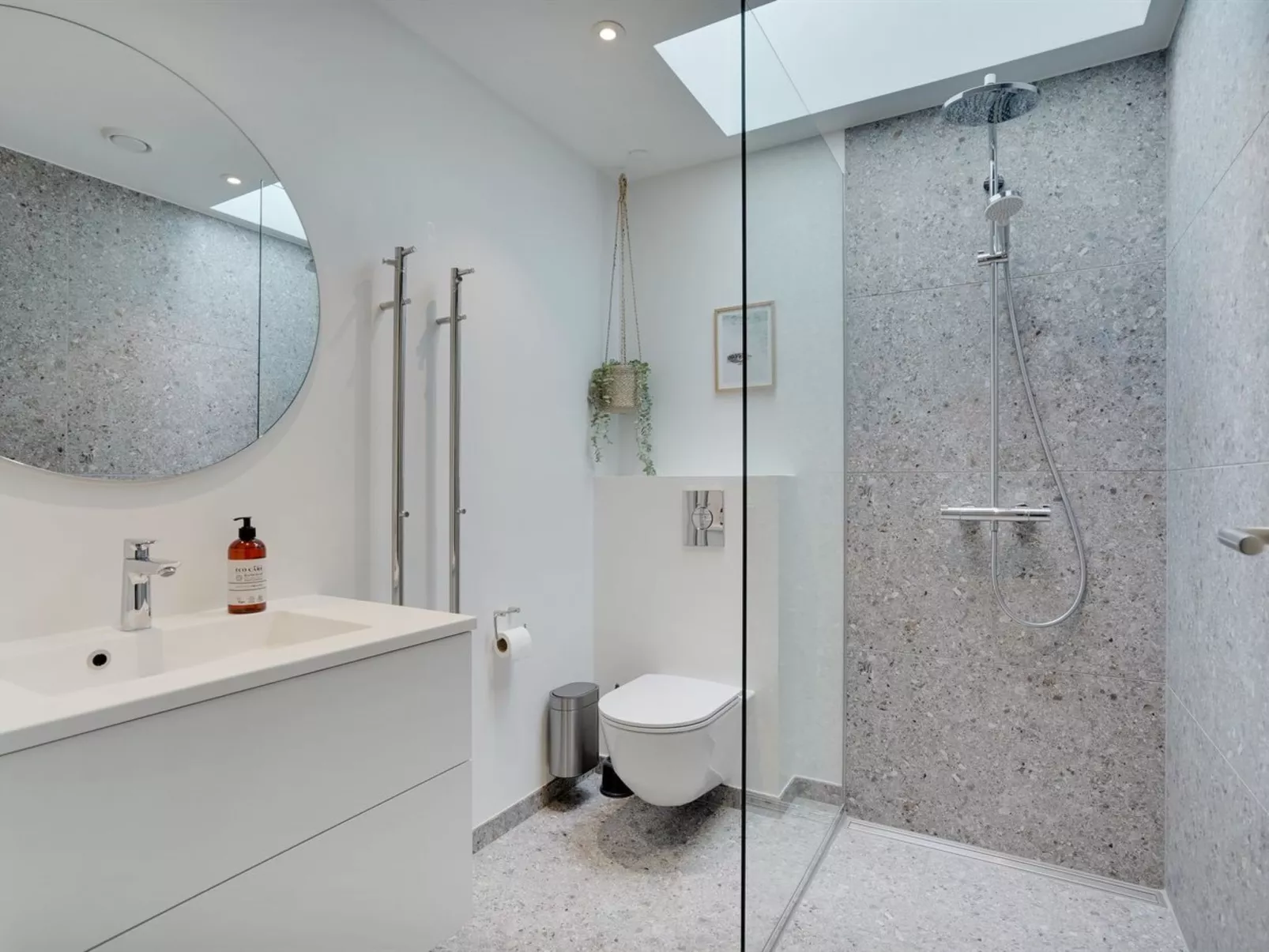 "Toyah" - 400m from the sea-Binnen