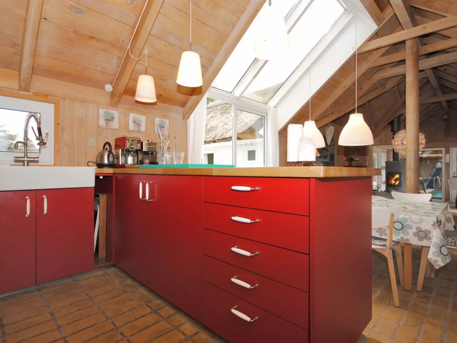 "Fredsine" - 900m from the sea-Binnen