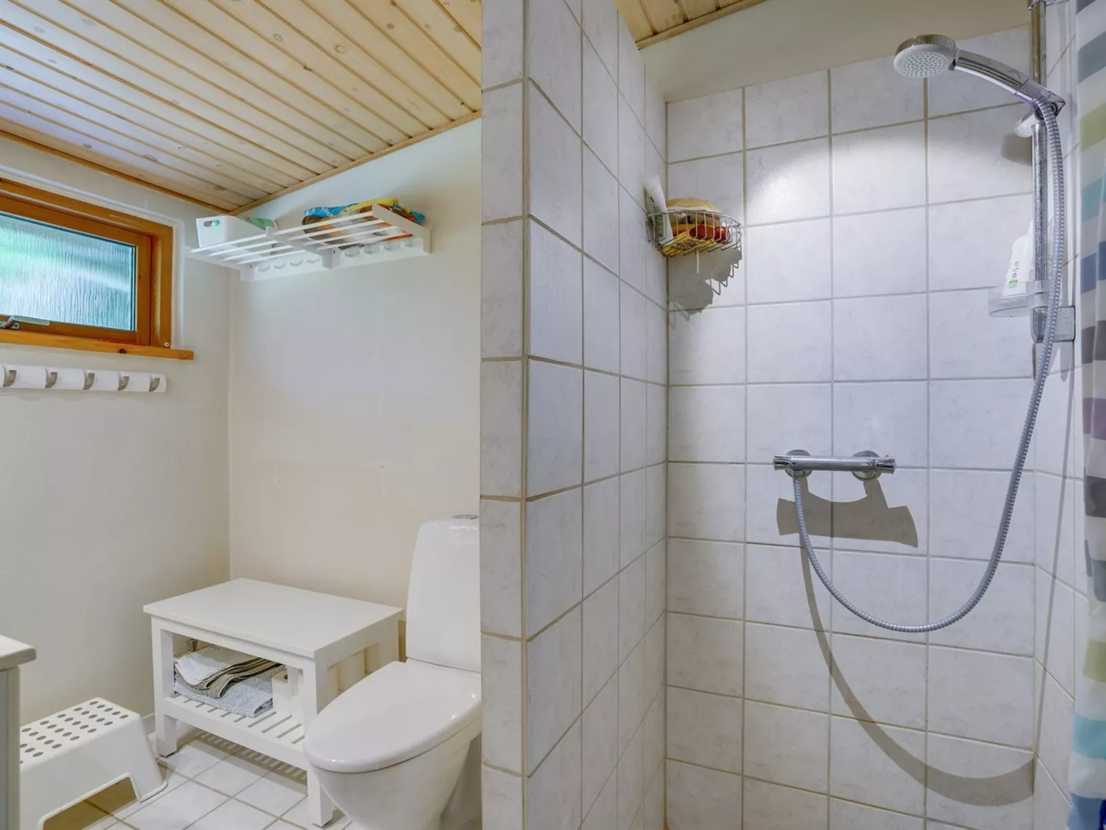 "Monja" - 350m from the sea-Binnen