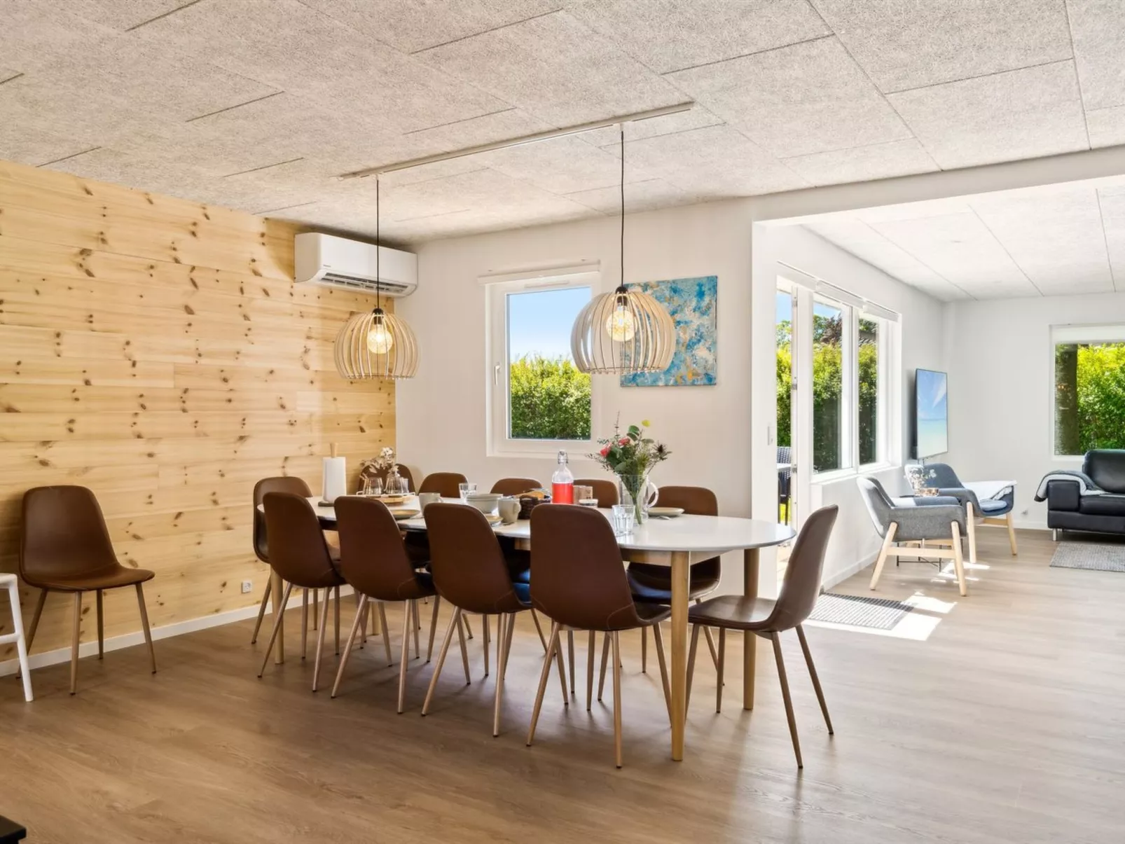 "Eunice" - 850m from the sea-Binnen