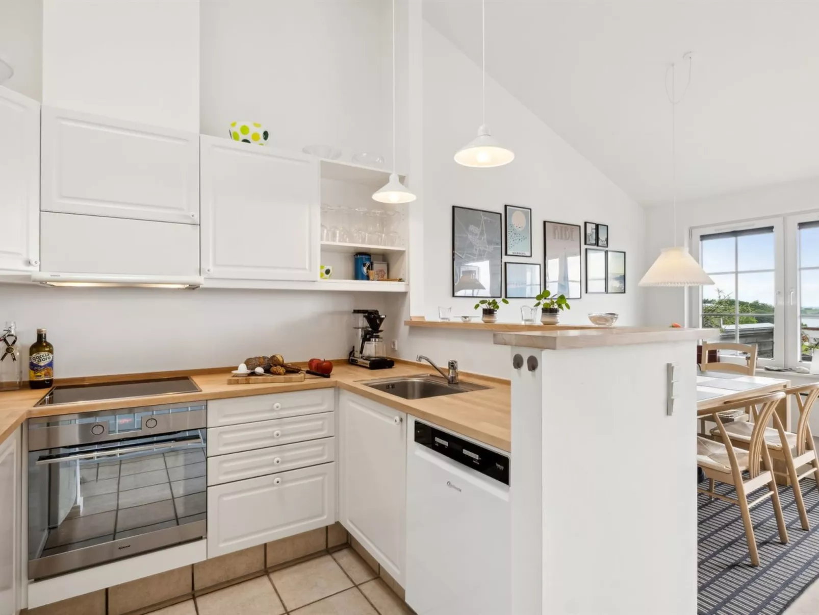 "Isbiorn" - 300m from the sea-Binnen