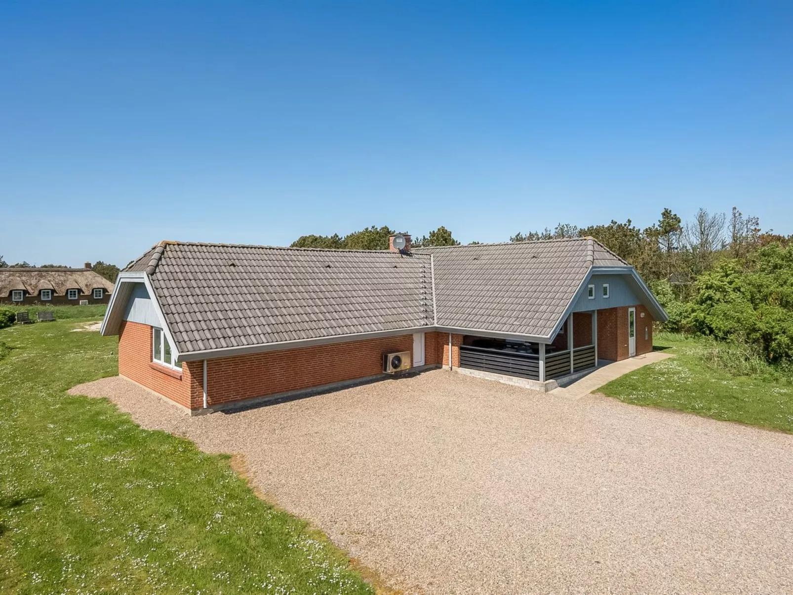 "Aage" - 1.7km from the sea-Buiten