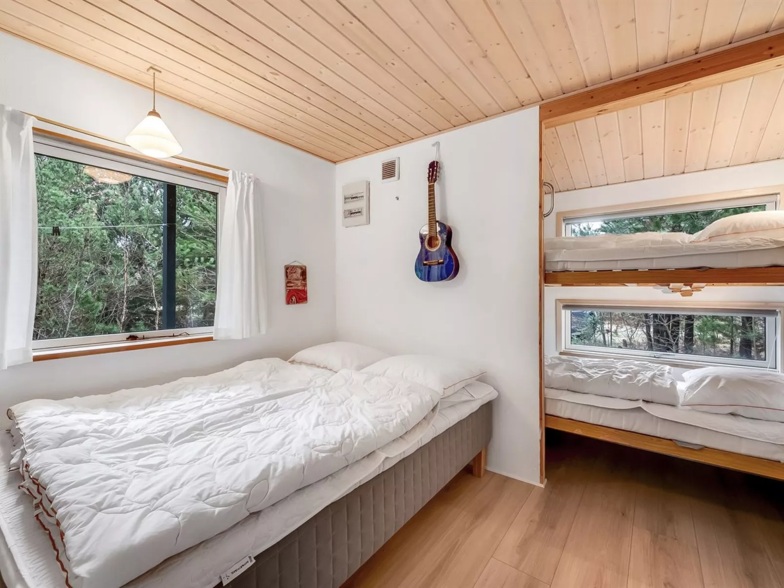 "Hilde" - 350m to the fjord-Binnen