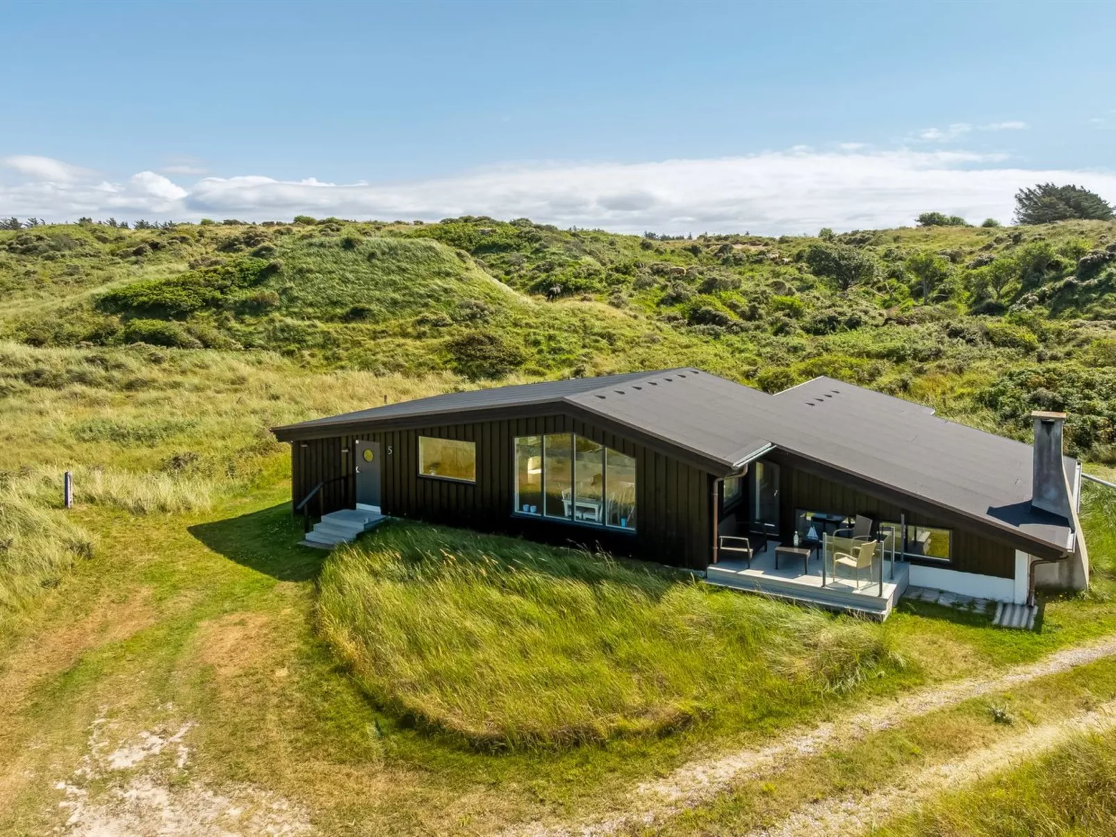 "Senija" - 334m from the sea-Buiten