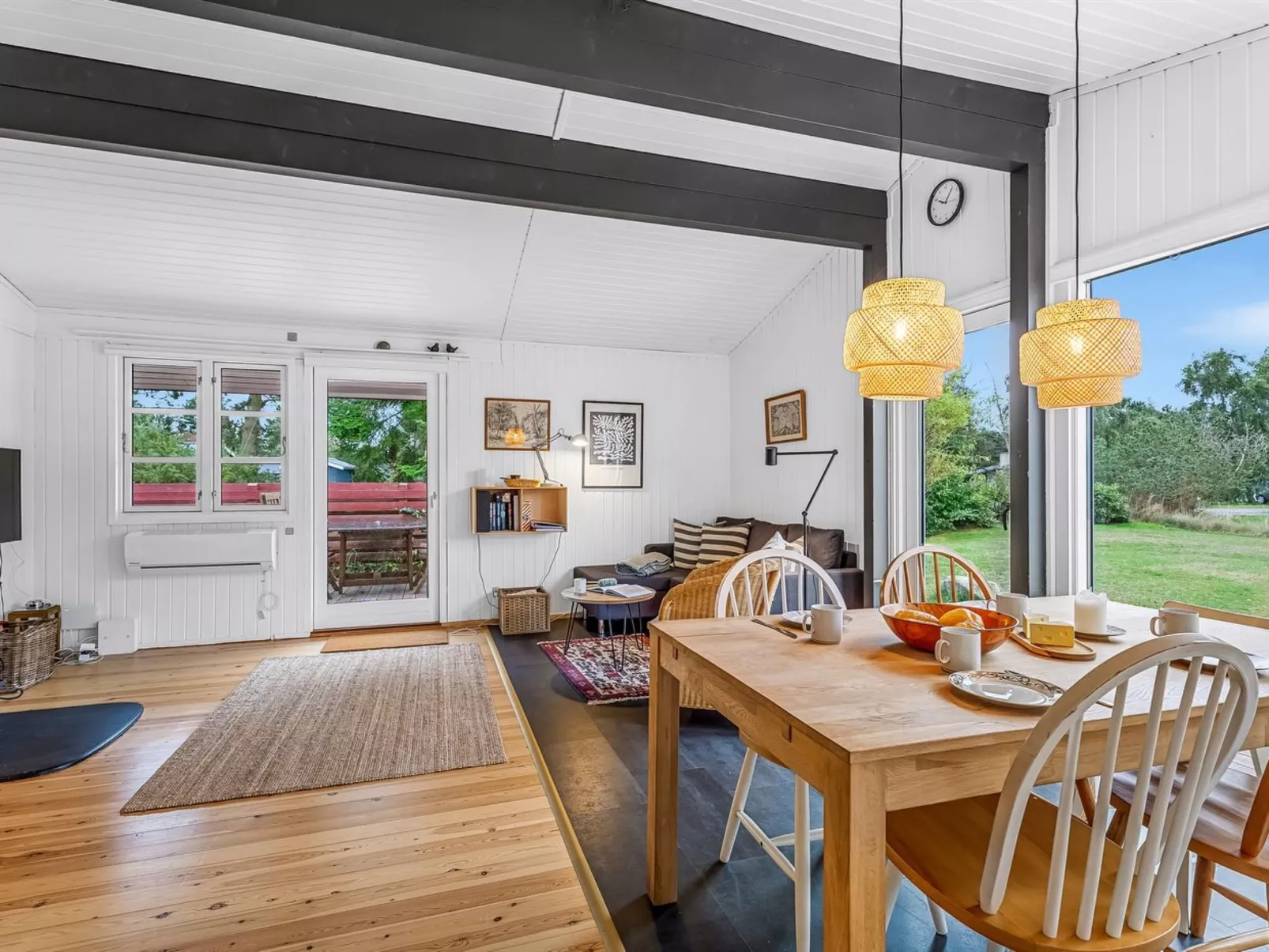 "Borghild" - 500m from the sea-Binnen