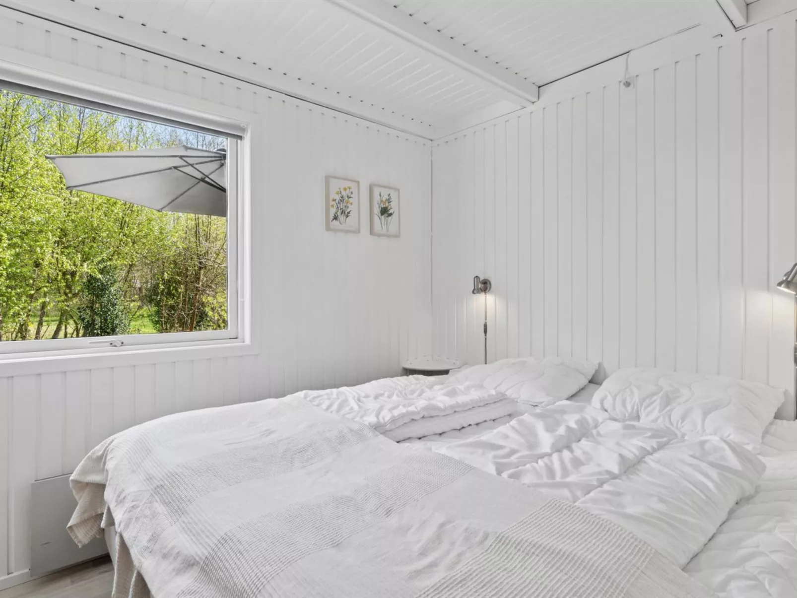 "Gjertrud" - 1km from the sea-Binnen