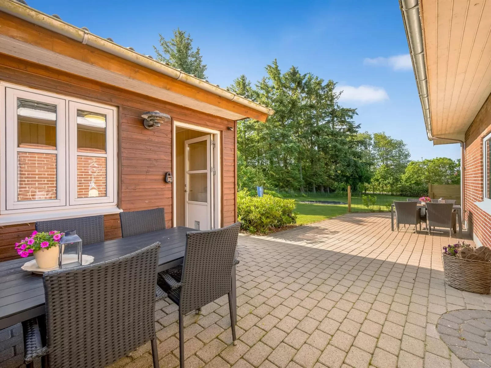 "Ditleif" - 8km to the fjord-Buiten