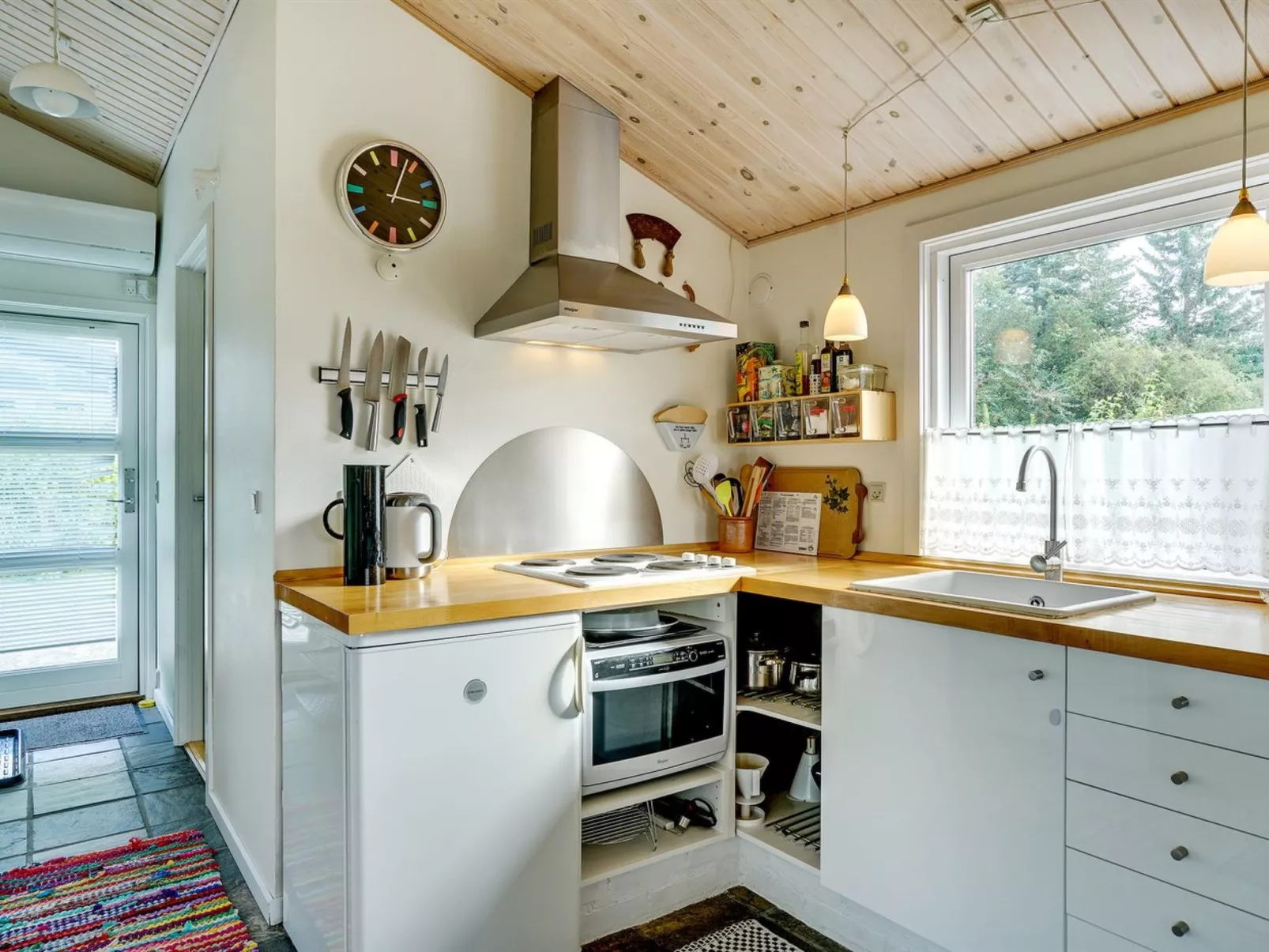 "Leani" - 200m from the sea-Binnen